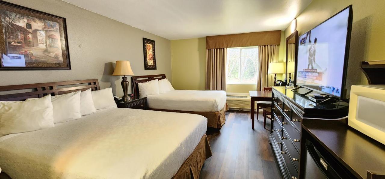 Crest Trail Lodge Packwood Εξωτερικό φωτογραφία