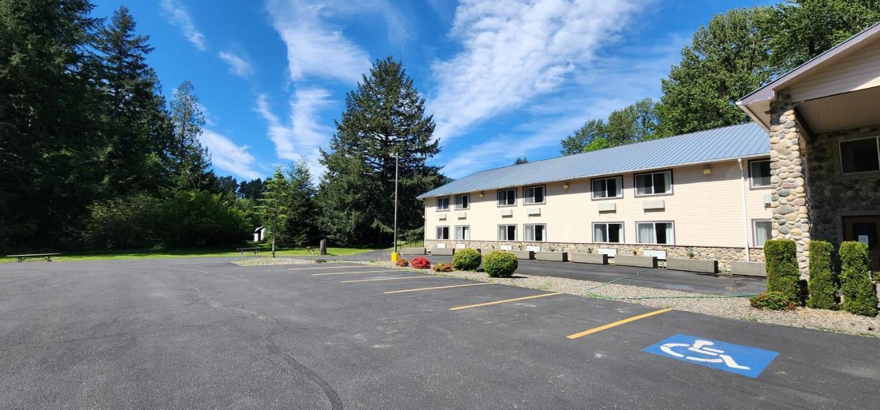Crest Trail Lodge Packwood Εξωτερικό φωτογραφία